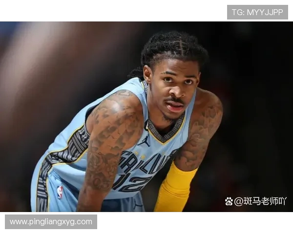 莫兰特半场表现稳健 8投4中贡献11分3篮板2助攻团队领先